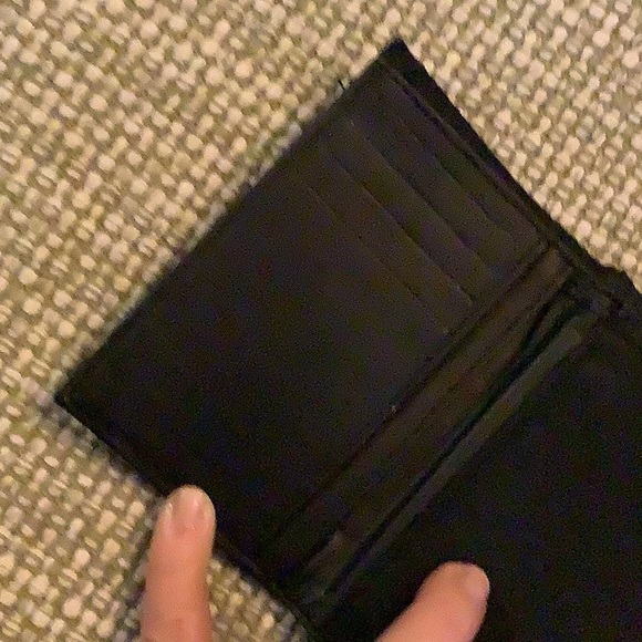 Rugged Gear Black with Brown trim Wallet - Picture 4 of 6